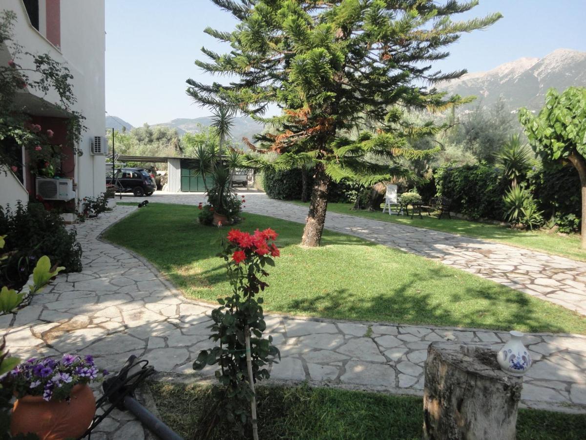 Nely'S Luxury Home Нидри Екстериор снимка