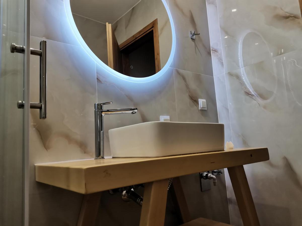Nely'S Luxury Home Нидри Екстериор снимка